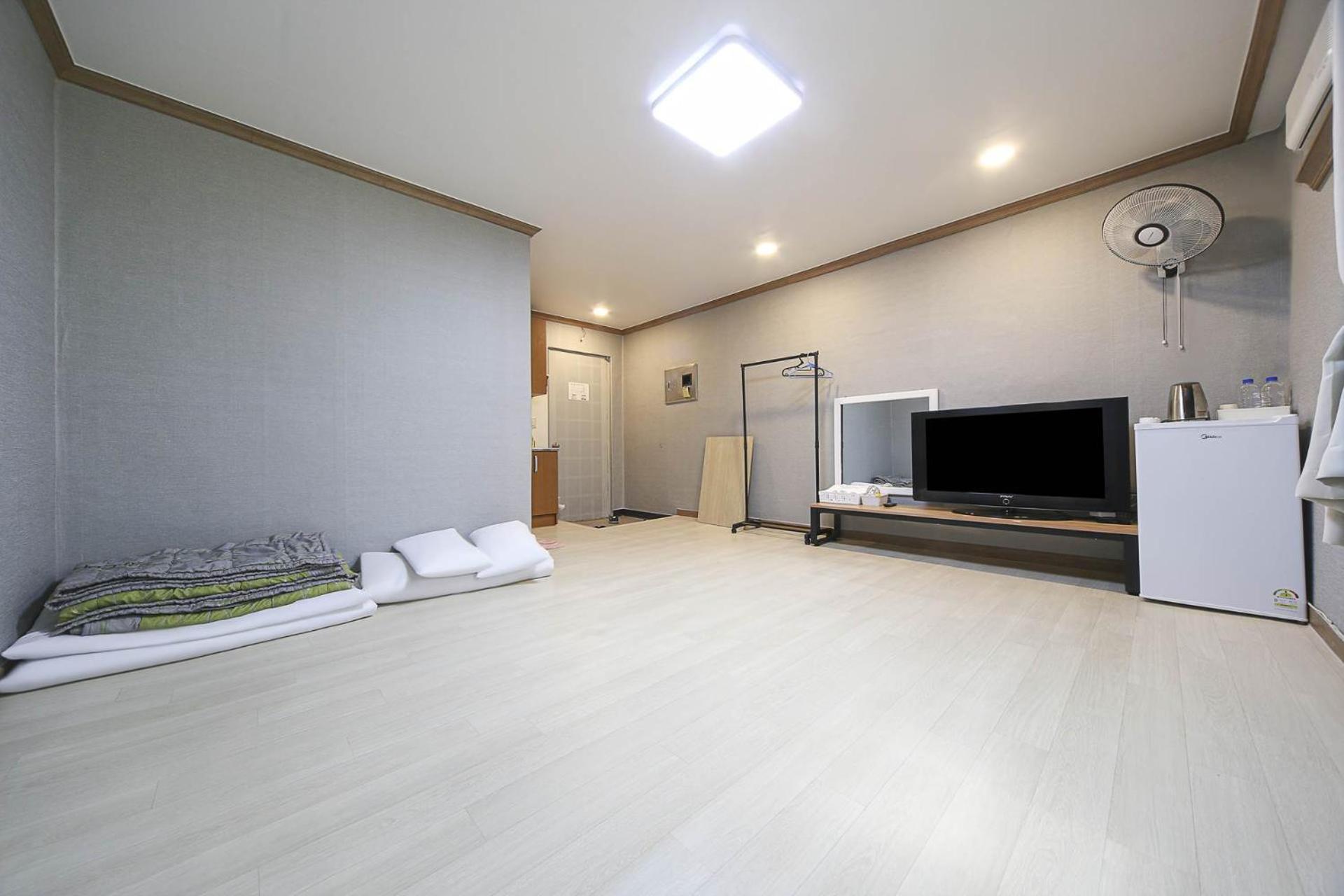 Seorak Hot Spring Mammoth Resotel Sokcho Exterior photo